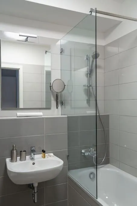 Intimate Ground-Floor Hideaway - 011 Apartment Budapest 0*,