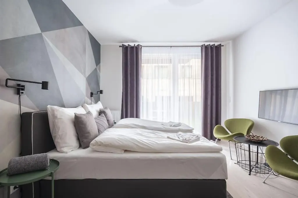 Intimate Ground-Floor Hideaway - 011 Apartment Budapest